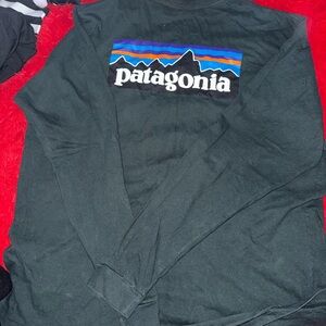 Patagonia Green Long Sleeve Shirt